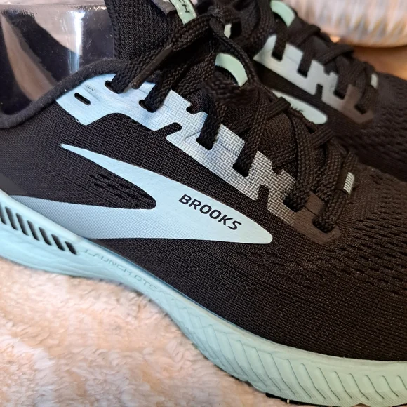 Brooks Launch GTS 8 Black Blue Running Shoes Sneaker Women’s Size 8.5 - Picture 4 of 16